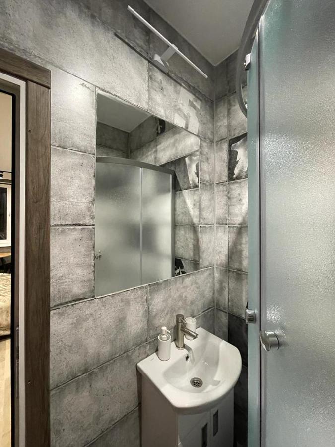 Loft_Apartment Kamjanets-Podilskyj Exteriör bild